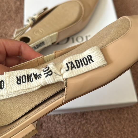 J’adior pointy flat nude 7.5 - Picture 5 of 9